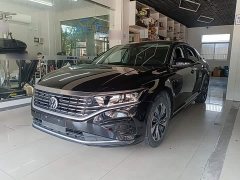 Volkswagen Passat 2022 330TSI Elite - ფოტო 1