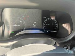 Toyota Gravia 2.5L Hybrid Prestige Plus AWD - ფოტო 7