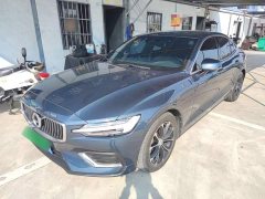 Volvo S60 T4 Intelligent Luxury Edition - ფოტო 2