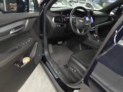 Cadillac XT6 2.0T Six-Seat AWD Fashion Edition - ფოტო 12
