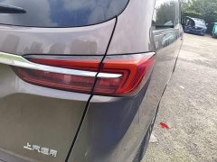 Buick GL8 Land Business Class 652T Luxury - ფოტო 8