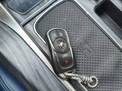 Buick GL8 Land Business Class 652T Luxury - ფოტო 9