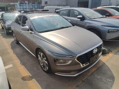 Hyundai Mistra 1.8L CVT LUX Luxury Edition - ფოტო 4