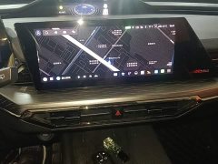 Changan Oushan Z6 Blue Whale 1.5T DCT Smart Edition - ფოტო 13