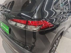 Toyota Frontlander 2.0L CVT Luxury - ფოტო 8