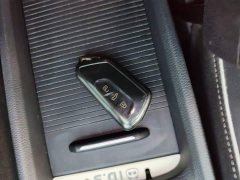Volkswagen ID.3 Outstanding Edition - ფოტო 9
