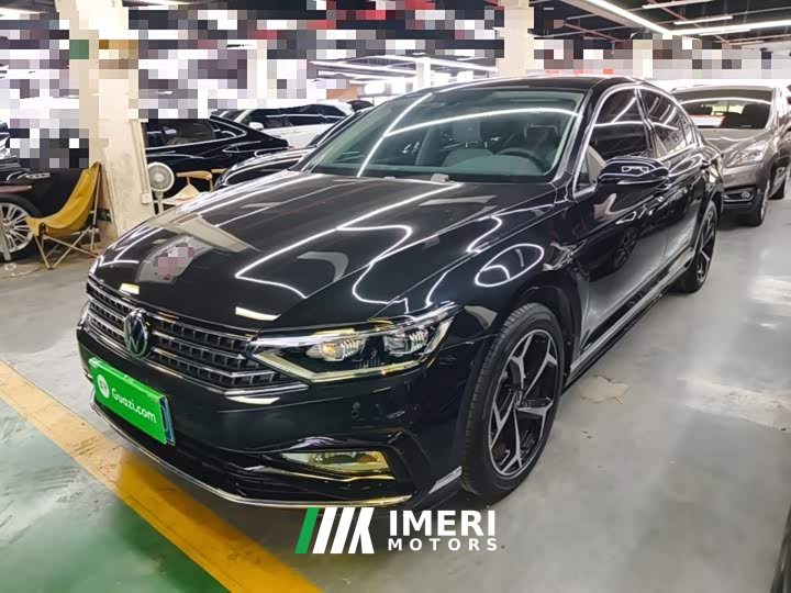 Volkswagen Magotan Popular Edition 280TSI DSG Luxury - ავტომობილი ჩინეთიდან