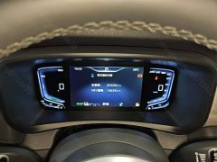 FAW Red Flag HQ9 PHEV 2.0T AWD Business Edition - photo 12