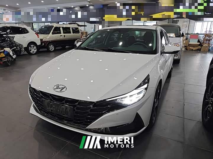 Hyundai Elantra 1.5L CVT Luxury