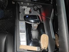 Hyundai Elantra 1.5L CVT Luxury - ფოტო 14