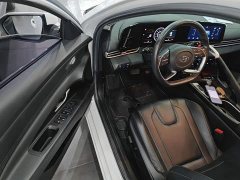 Hyundai Elantra 1.5L CVT Luxury - ფოტო 16