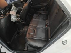 Hyundai Elantra 1.5L CVT Luxury - ფოტო 17