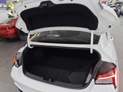 Hyundai Elantra 1.5L CVT Luxury - ფოტო 19
