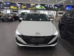Hyundai Elantra 1.5L CVT Luxury - ფოტო 3