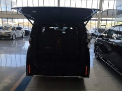 Toyota Vellfire 2024 Crown Hybrid 2.5L Premium Edition - ფოტო 19