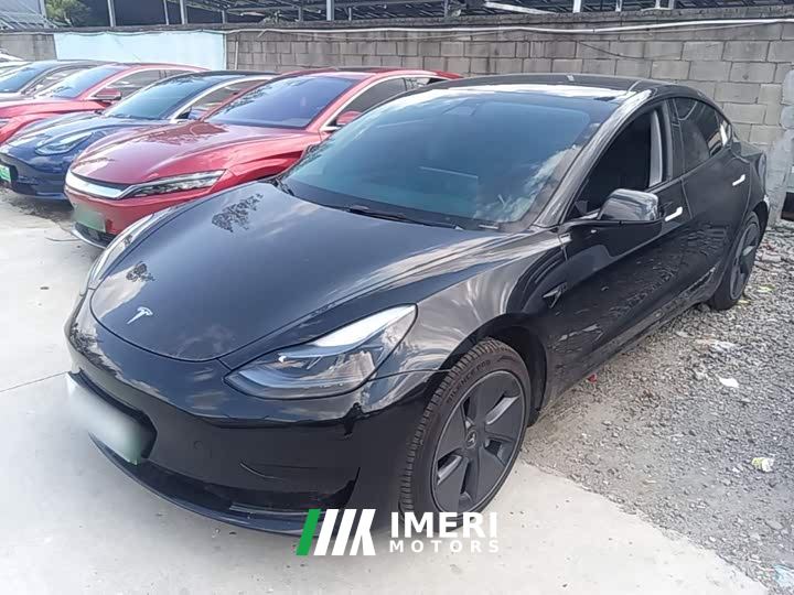 Tesla Model 3 Rear-Wheel Drive