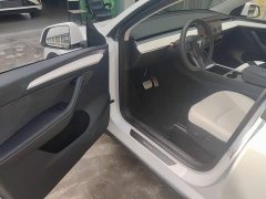 Tesla Model Y Performance All-Wheel Drive - ფოტო 16