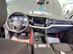 Volkswagen Touareg 2021 2.0TSI Navigator Special Edition - ფოტო 10