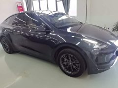 Tesla Model Y Rear-Wheel Drive - ფოტო 4