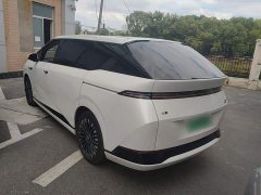 XPeng X9 Pure Electric 702 AWD High Performance Max - ფოტო 5
