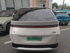 XPeng X9 Pure Electric 702 AWD High Performance Max - ფოტო 6
