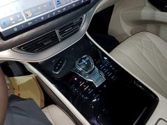 Denza BYD Denza D9 DM-i 1050 Premium - ფოტო 14