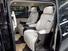 Denza BYD Denza D9 DM-i 1050 Premium - ფოტო 17