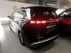 Denza BYD Denza D9 DM-i 1050 Premium - ფოტო 5