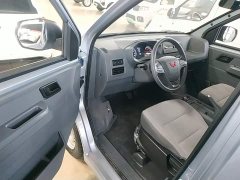 Wuling Yangguang 2024 300km Comfort Passenger Van 75kW - ფოტო 16