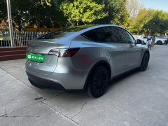Tesla Model Y Rear-Wheel Drive - ფოტო 7
