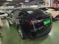 Tesla Model Y Rear-Wheel Drive - ფოტო 5
