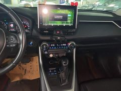 Toyota Venza 2.0L CVT FWD Luxury - ფოტო 13