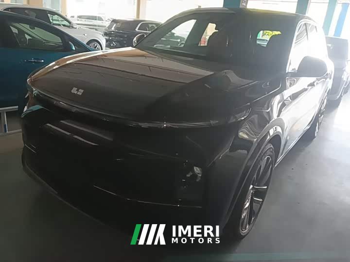 Li Auto L8 Pro