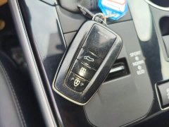 Toyota Highlander 2022 Hybrid 2.5L AWD Premium 7-Seater - ფოტო 13