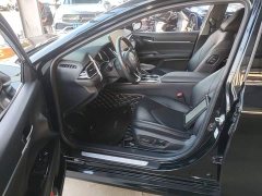 Toyota Camry 2.0G Luxury - ფოტო 16