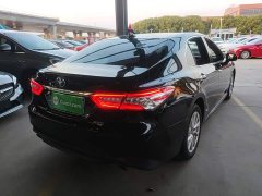 Toyota Camry 2.0G Luxury - ფოტო 7