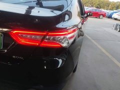 Toyota Camry 2.0G Luxury - ფოტო 8