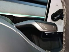 Tesla Model Y Rear-Wheel Drive - ფოტო 14