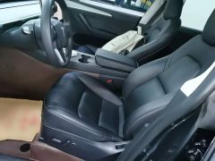 Tesla Model Y Rear-Wheel Drive - ფოტო 15