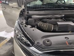 Buick GL8 ES Luxe 653T Comfort - ფოტო 19