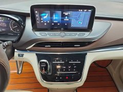 Buick GL8 Land Business Class Smart Edition - ფოტო 13