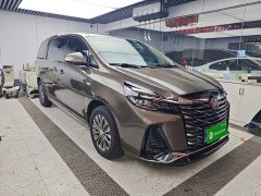Buick GL8 Land Business Class Smart Edition - ფოტო 4