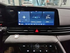 Hyundai Elantra 1.5L CVT Luxury - ფოტო 13