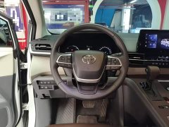 Toyota Sienna 2026 2.5L Hybrid FWD Comfort - ფოტო 11