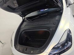 Tesla Model Y Rear-Wheel Drive - ფოტო 17