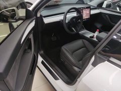 Tesla Model Y Long Range All-Wheel Drive - ფოტო 16