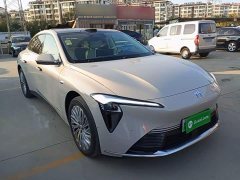 Buick Zhijing L7 Extended Range Avvia - ფოტო 4