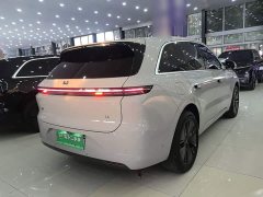Li Auto L6 Pro - ფოტო 7