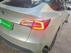 Tesla Model Y Rear-Wheel Drive - ფოტო 8