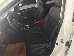 Toyota RAV4 2.0L CVT FWD Urban Edition - ფოტო 15